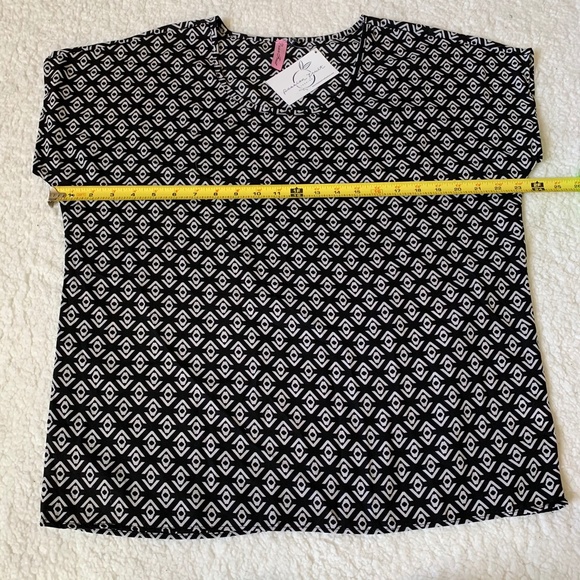 Passion Fruit 100% Polyester Blouse - Picture 4 of 6
